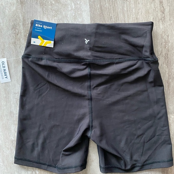 NWT Old Navy Powersoft bike short 5” inseam size medium - Picture 2 of 3